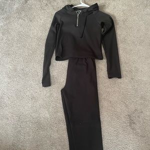 Black crop matching set